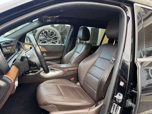 Used 2021 Mercedes-Benz GLS 450 GLS 450 image 2