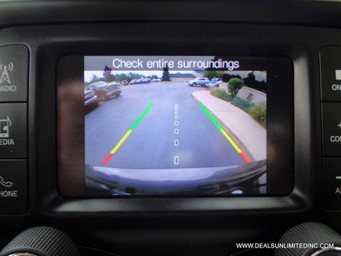 Used 2017 Jeep Renegade Altitude image 13