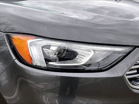 Certified 2020 Ford Edge SEL image 28