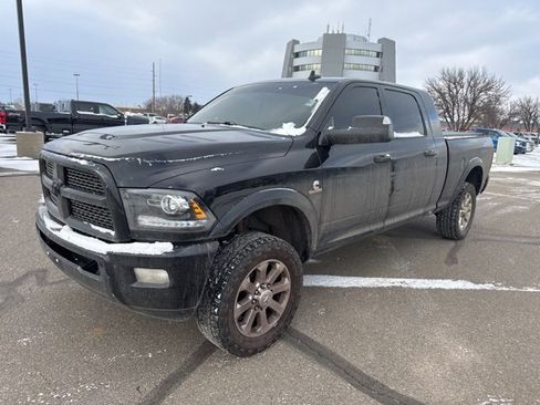 Used 2015 RAM 2500 Laramie image 2