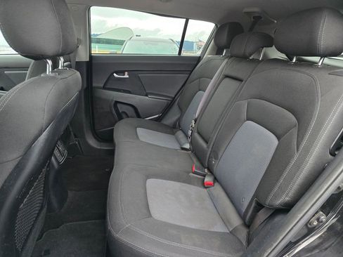 Used 2016 Kia Sportage LX image 18