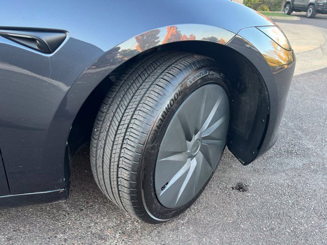 Used 2026 Tesla Model 3 RWD image 12