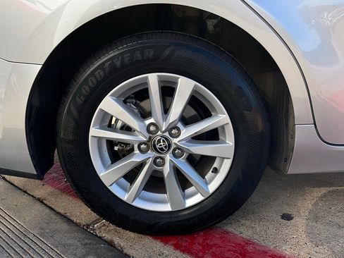 Used 2025 Toyota Camry LE image 9