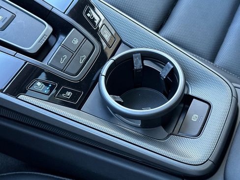 Certified 2022 Porsche 911 Carrera image 25