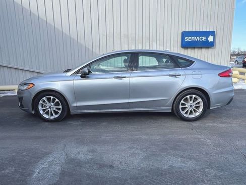 Used 2020 Ford Fusion SE image 5