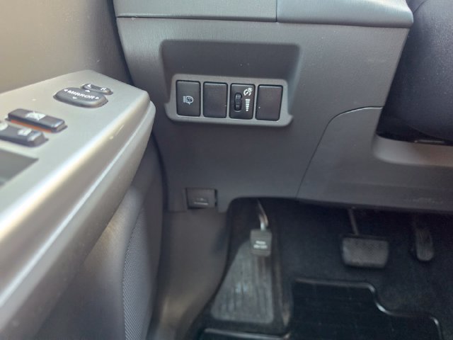 Used 2012 Toyota Prius V Five FWD image 41