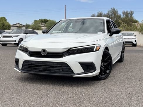 Used 2023 Honda Civic Sport image 3