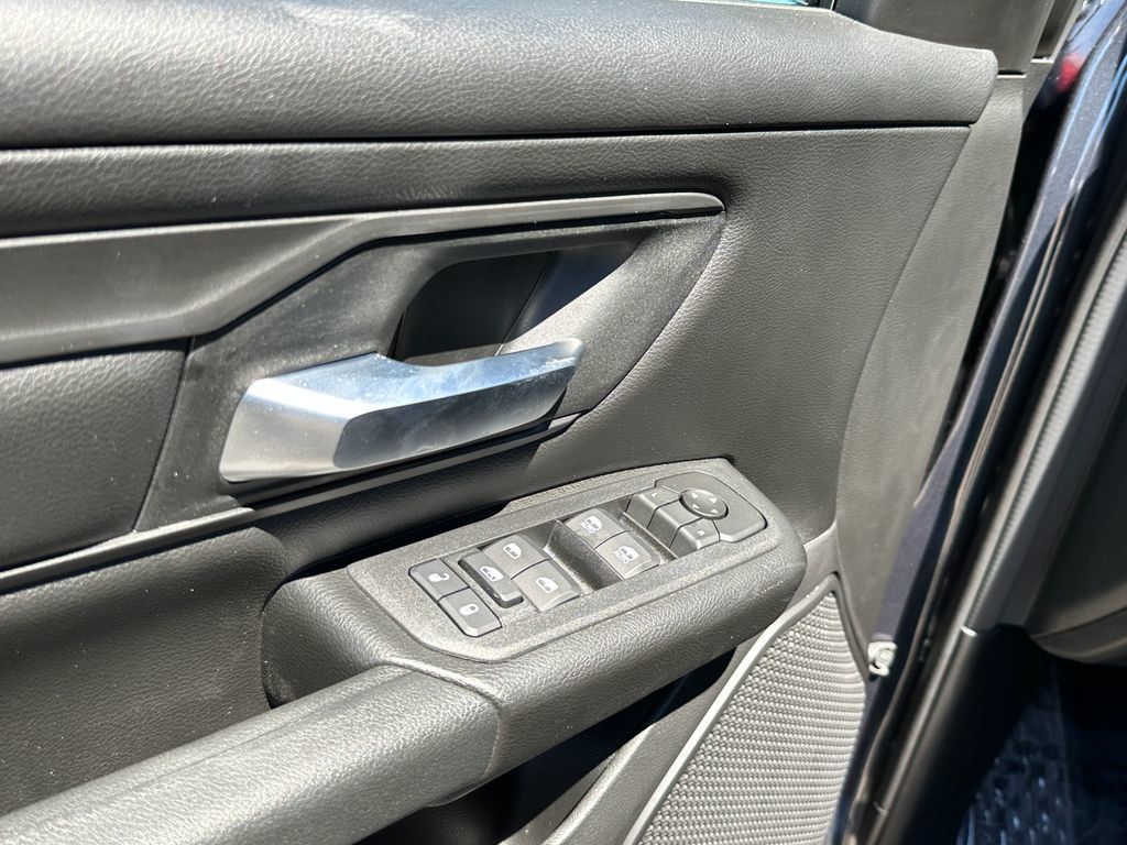 New 2026 RAM 1500 Express AWD/4WD image 20