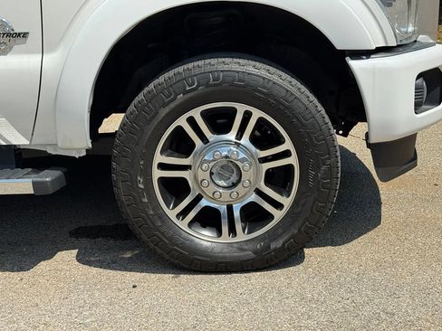 Used 2015 Ford F350 Platinum w/ Snow Plow Prep Package AWD/4WD image 8