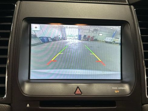 Used 2016 Ford Taurus SEL w/ Equipment Group 201A FWD image 29
