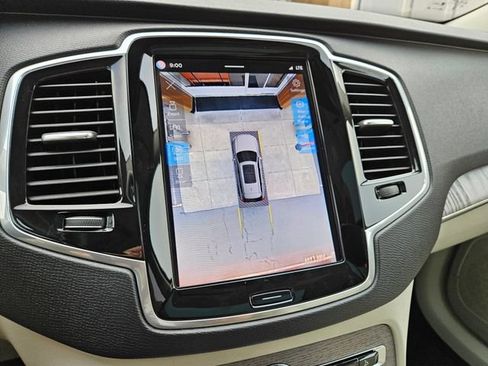 Certified 2024 Volvo XC90 T8 Plus w/ Protection Package Premier AWD/4WD image 30