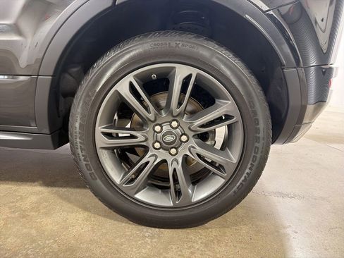 Used 2019 Land Rover Range Rover Evoque Landmark Edition AWD/4WD image 30