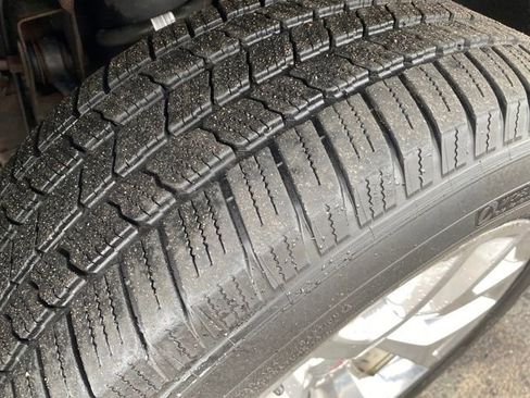 Used 2016 GMC Sierra 1500 SLT w/ SLT Premium Package image 24