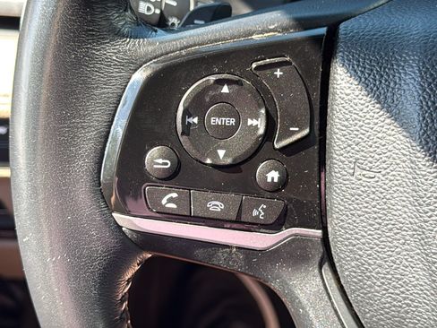 Used 2018 Honda Odyssey Touring image 16