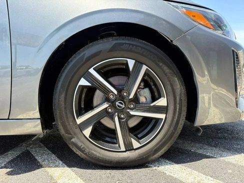 Used 2024 Nissan Sentra SV FWD image 24