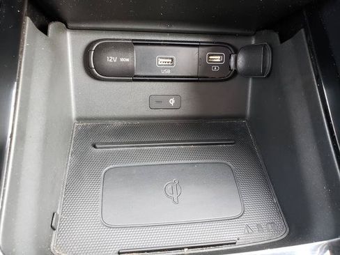 Used 2020 Kia Telluride EX AWD/4WD image 23