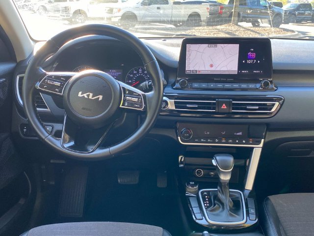 Used 2023 Kia Seltos S w/ Navigation Package FWD image 8