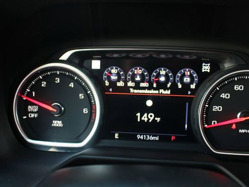 Used 2021 Chevrolet Tahoe Premier w/ Premium Package image 28