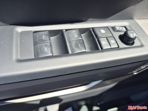 New 2026 Toyota Tundra Platinum AWD/4WD image 14