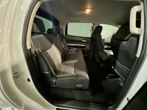 Used 2018 Toyota Tundra SR5 AWD/4WD image 20