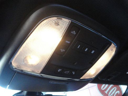 Used 2016 Dodge Durango Citadel w/ Trailer Tow Group IV image 18