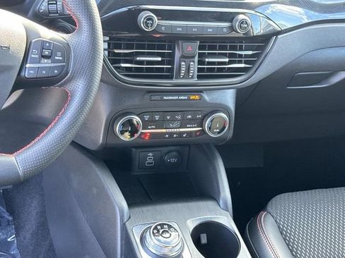 Used 2025 Ford Escape ST-Line w/ Equipment Group 301A image 22