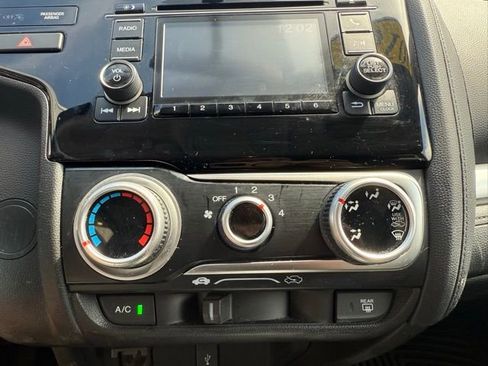 Used 2018 Honda Fit LX image 11