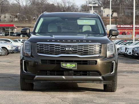 Used 2021 Kia Telluride S image 3