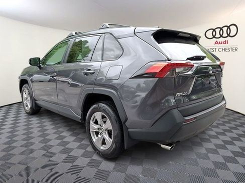 Used 2022 Toyota RAV4 XLE w/ Convenience Package AWD/4WD image 4