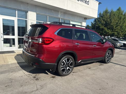 Used 2024 Subaru Ascent Touring w/ Popular Package #2 AWD/4WD image 3