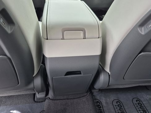 New 2026 Hyundai Santa Fe SEL FWD image 15