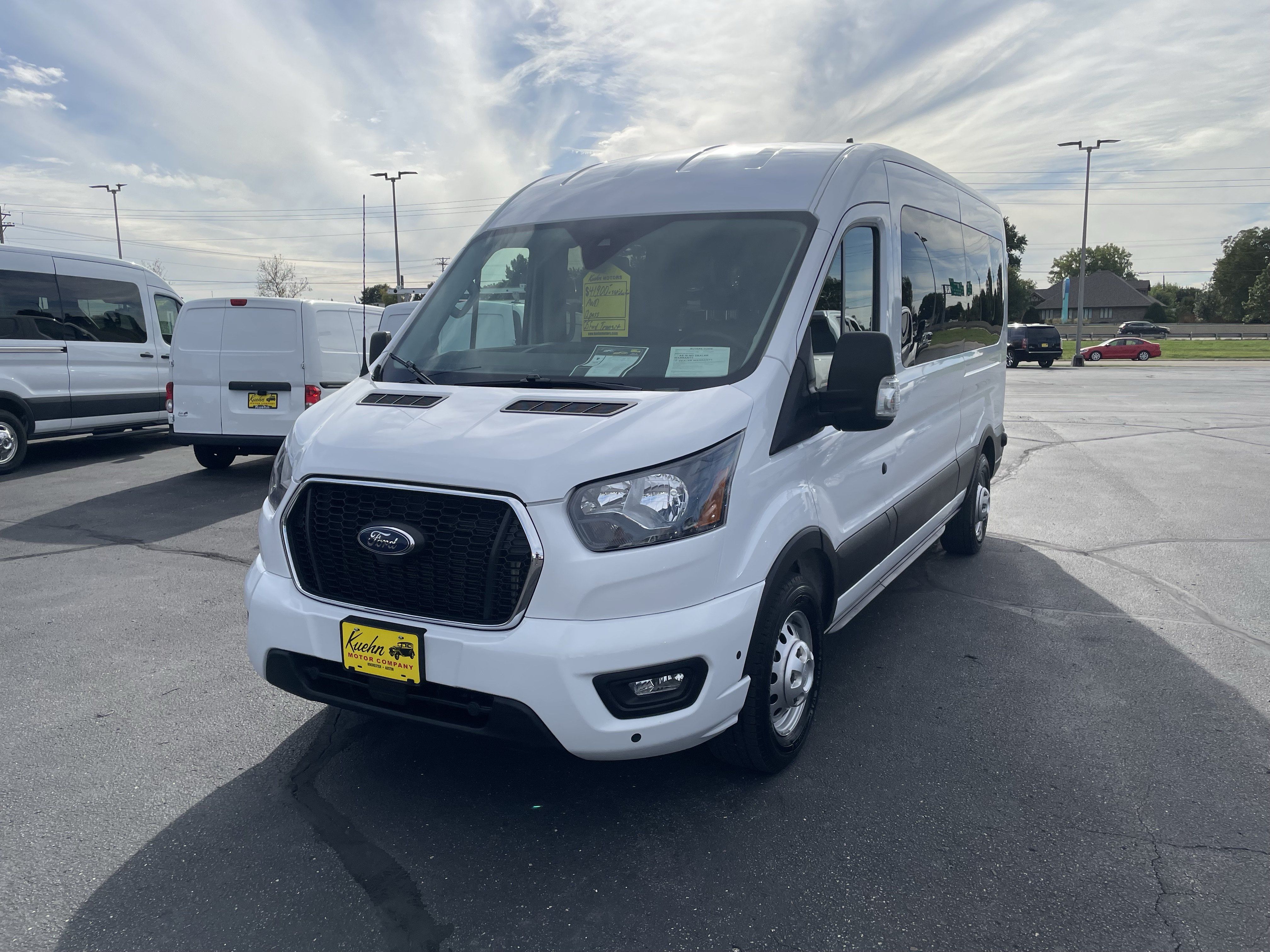 Used 2025 Ford Transit 350 XLT AWD/4WD image 4
