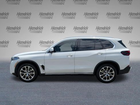 Used 2024 BMW X5 xDrive40i w/ Premium Package AWD/4WD image 10