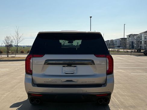 Used 2023 GMC Yukon Denali Ultimate image 6
