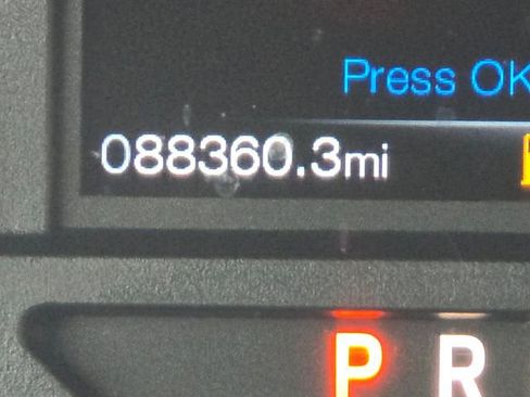 Used 2018 Ford F150 XLT w/ Equipment Group 302A Luxury image 16