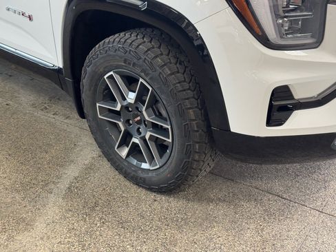 New 2026 GMC Terrain AT4 w/ Convenience Package III image 4