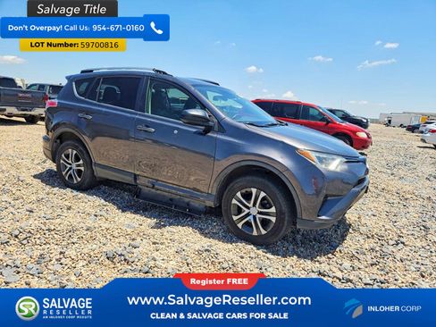 Used 2018 Toyota RAV4 LE FWD image 5