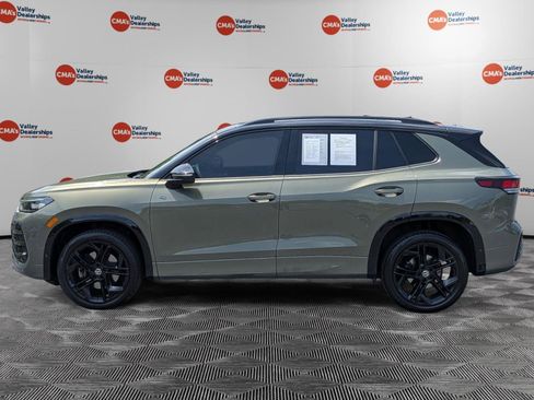 Used 2025 Volkswagen Tiguan SE R-Line AWD/4WD image 23
