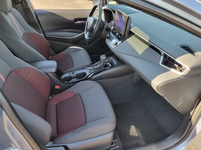 Used 2024 Toyota Corolla SE w/ SE Premium Package FWD image 20