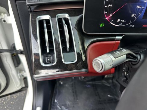 Used 2022 Mercedes-Benz S 580 S 580 4MATIC w/ Red Interior M image 39