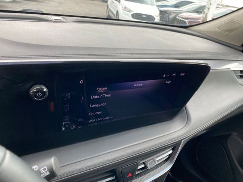 Used 2025 Buick Encore GX Preferred image 20