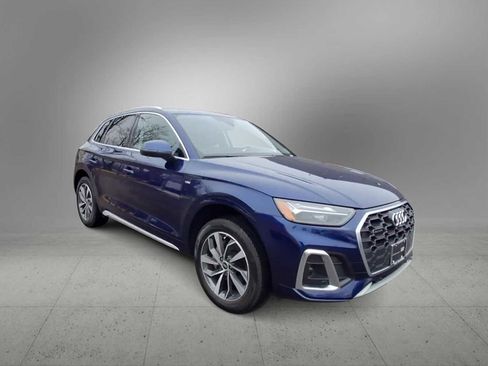 Certified 2023 Audi Q5 2.0T Premium Plus w/ Premium Plus Package image 2