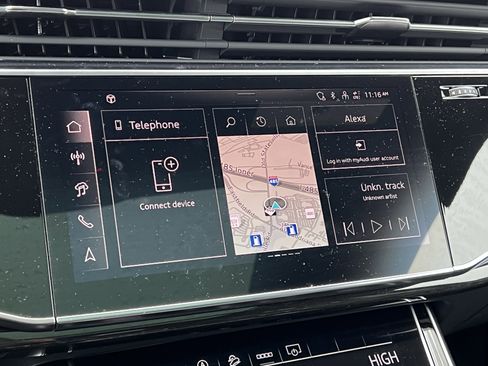 Used 2025 Audi Q8 Premium Plus w/ Premium Plus Package image 23