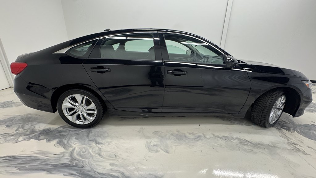 Used 2019 Honda Accord LX image 9
