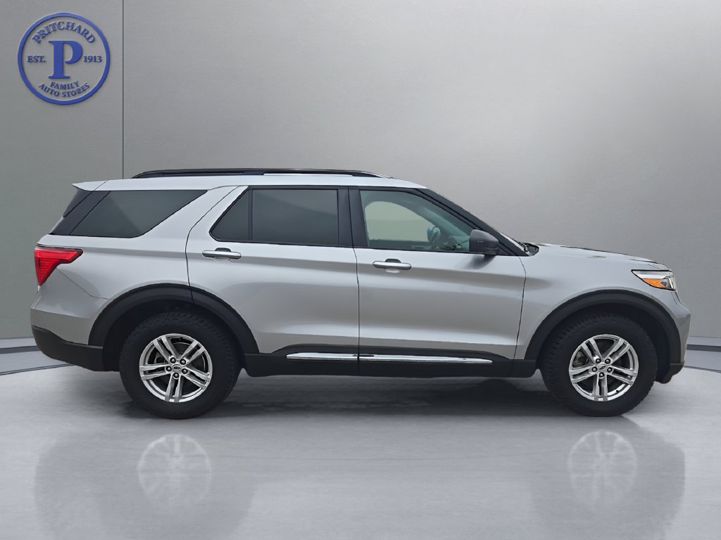 Used 2021 Ford Explorer XLT AWD/4WD image 8