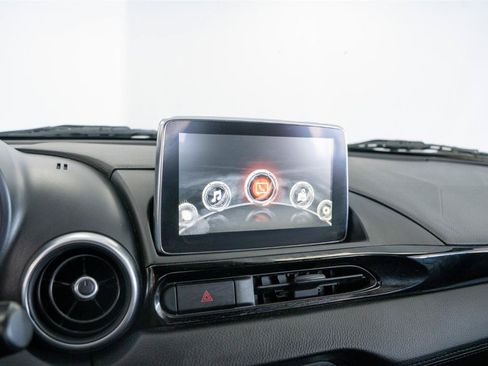 Used 2019 FIAT 124 Spider Lusso w/ Convenience Group RWD image 15