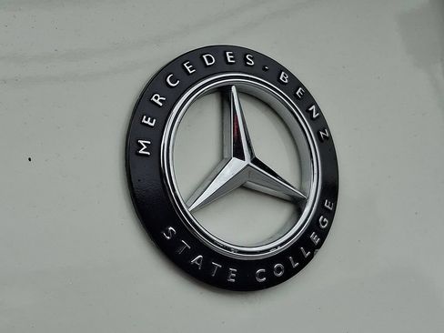 Certified 2019 Mercedes-Benz GLC 300 4MATIC image 35