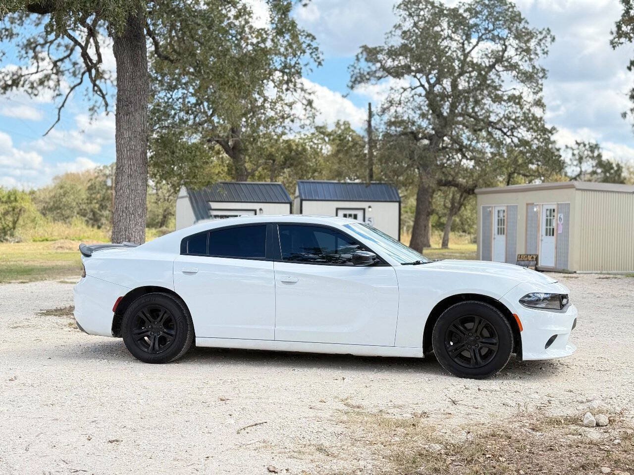 Used 2022 Dodge Charger SXT RWD image 4