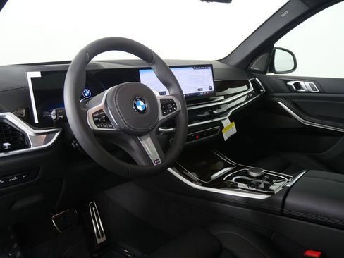 New 2026 BMW X5 xDrive40i w/ M Sport Package image 27