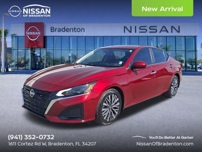 Used 2023 Nissan Altima 2.5 SV